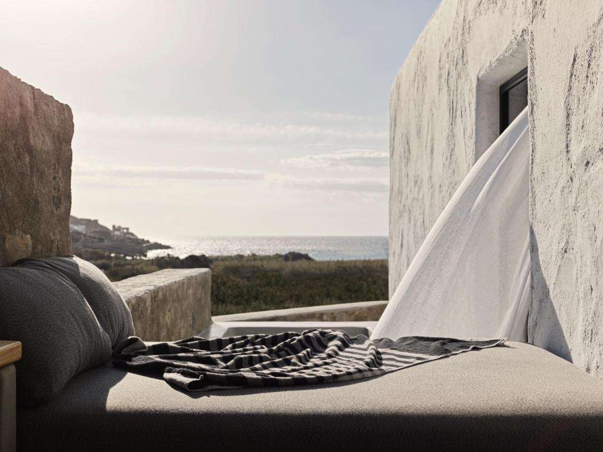 Nomad Mykonos - Small Luxury Hotels Of The World Kalo Livadi Dış mekan fotoğraf
